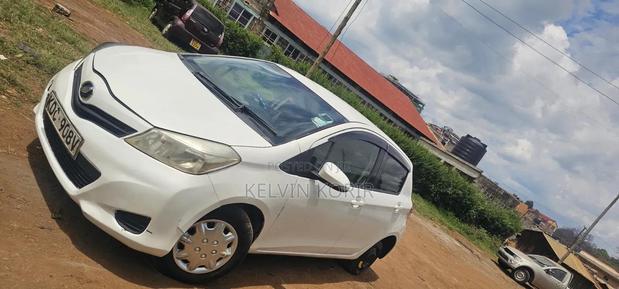Toyota Vitz 1.0 FWD 5dr 2014 White
