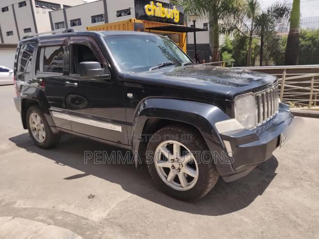 Jeep Cherokee 2010 Black