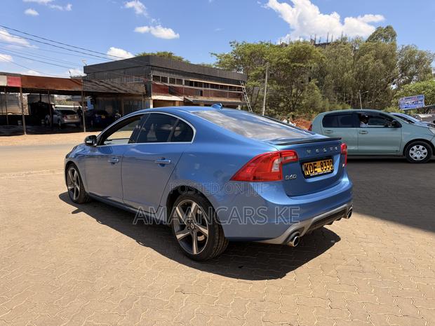 Volvo S60 2014 Blue