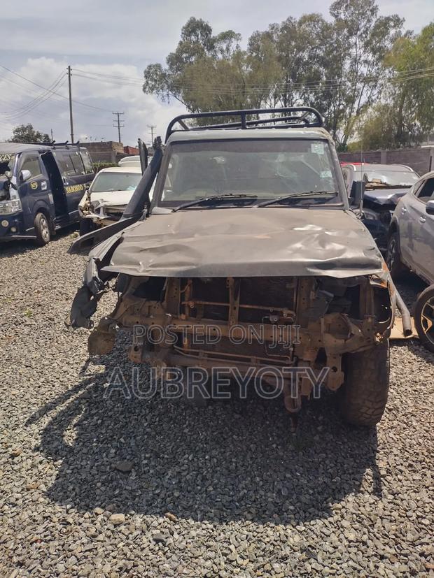 Toyota Land Cruiser 2015 Green