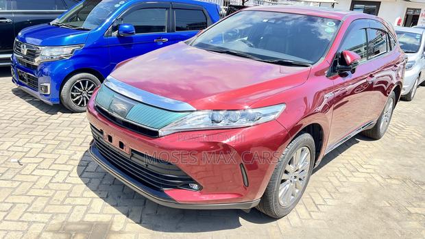 Toyota Harrier 2.5 Hybrid 4WD 2019 Maroon
