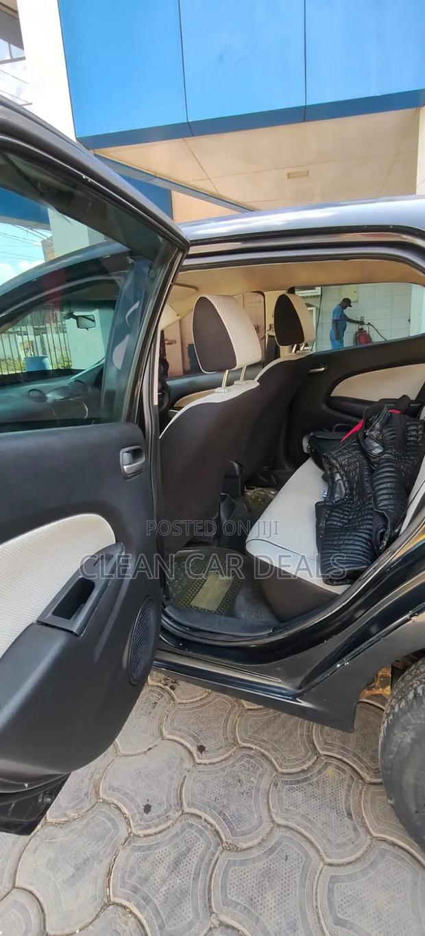 Mazda Demio 2011 Gray