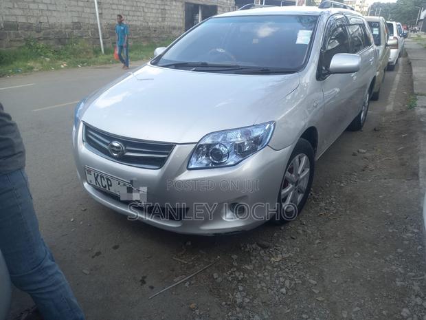 Toyota Corolla Fielder 1.5 Petrol FWD 2010 Silver
