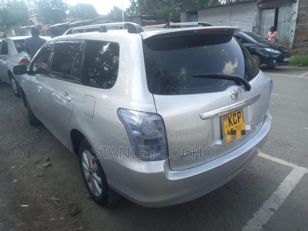 Toyota Corolla Fielder 1.5 Petrol FWD 2010 Silver
