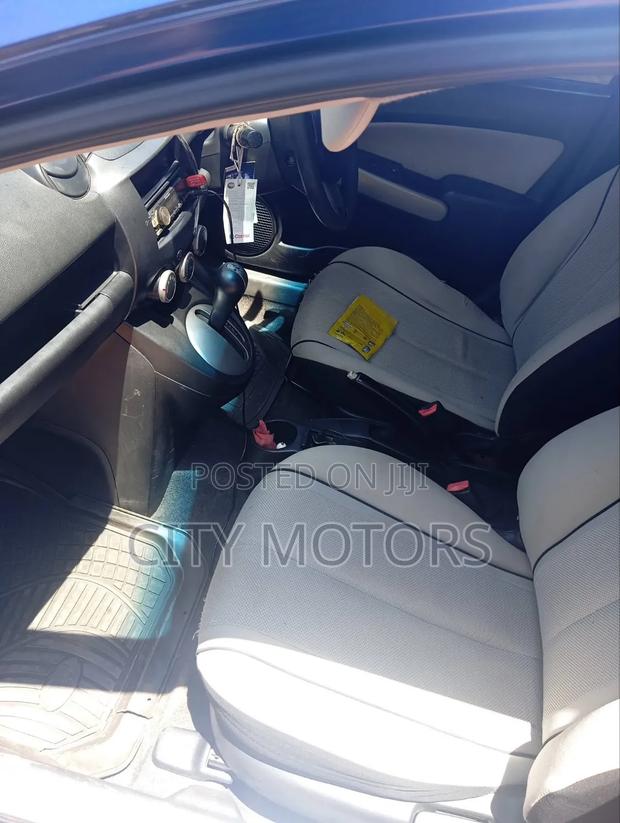Mazda Demio 2011 Blue