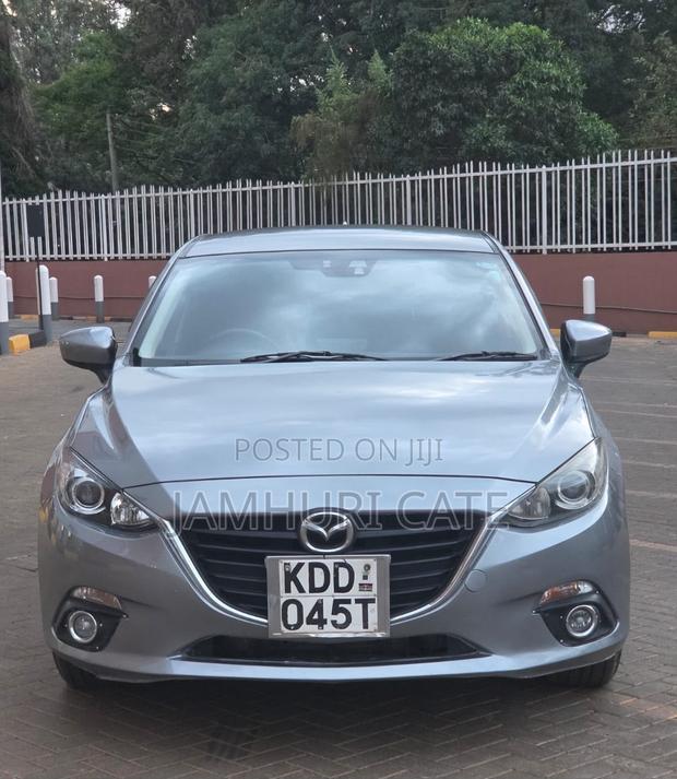 Mazda Axela SV Premium 2014 Silver