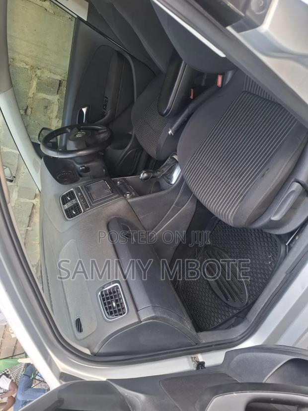 Volkswagen Polo 1.2 TSI 2012 Silver