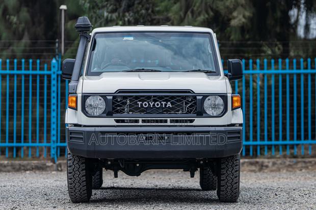 Toyota Land Cruiser 79 Series 2024 White
