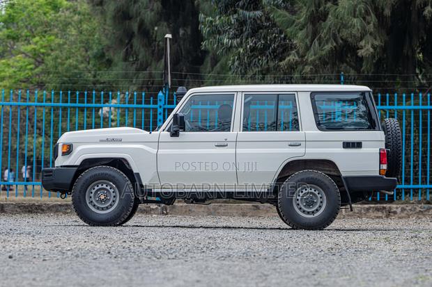 Toyota Land Cruiser 79 Series 2024 White
