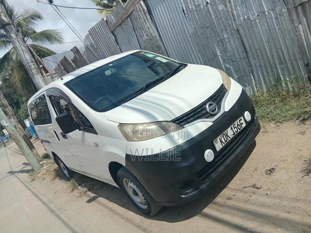 Nissan NV200 2015 White