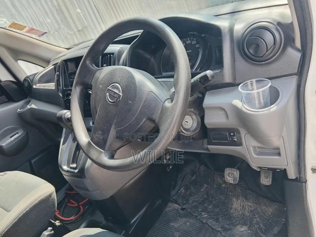 Nissan NV200 2015 White
