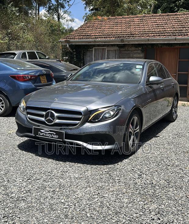 Mercedes-Benz E200 2019 Gray