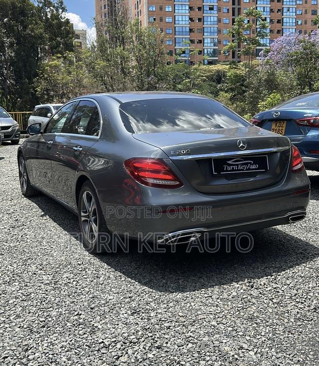 Mercedes-Benz E200 2019 Gray