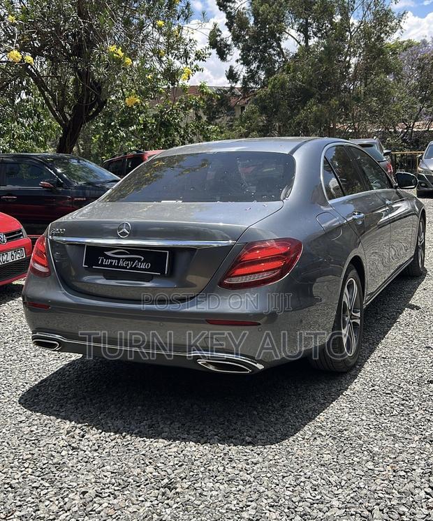 Mercedes-Benz E200 2019 Gray