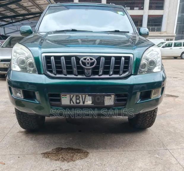 Toyota Land Cruiser Prado 2006 Green