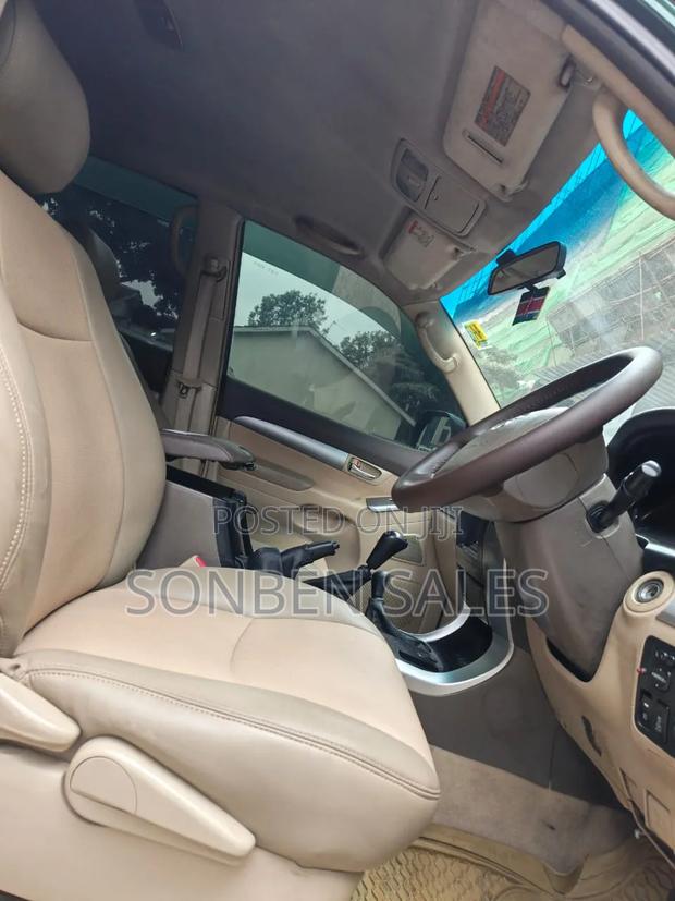 Toyota Land Cruiser Prado 2006 Green