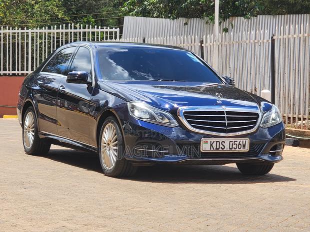 Mercedes-Benz E250 SV Premium 2014 Blue