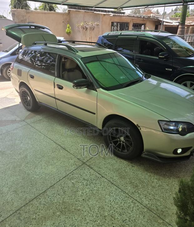 Subaru Legacy B4 2.0 R Automatic 2003 Gold