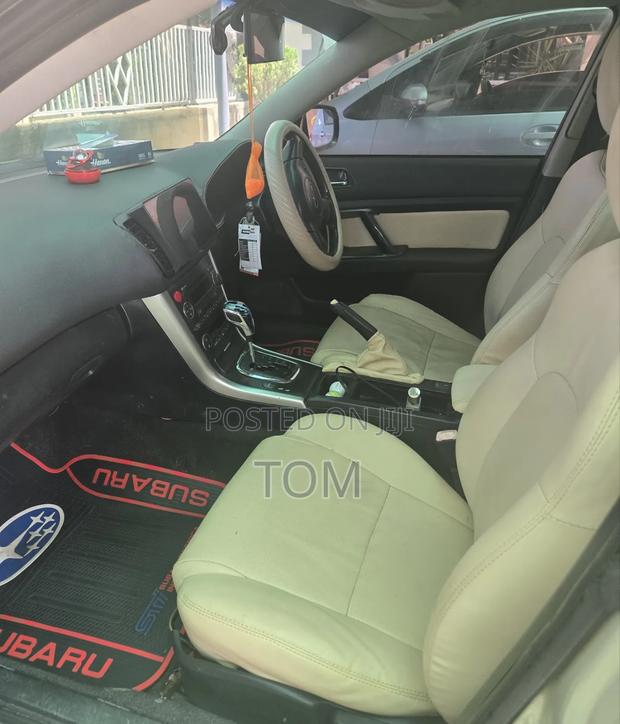 Subaru Legacy B4 2.0 R Automatic 2003 Gold