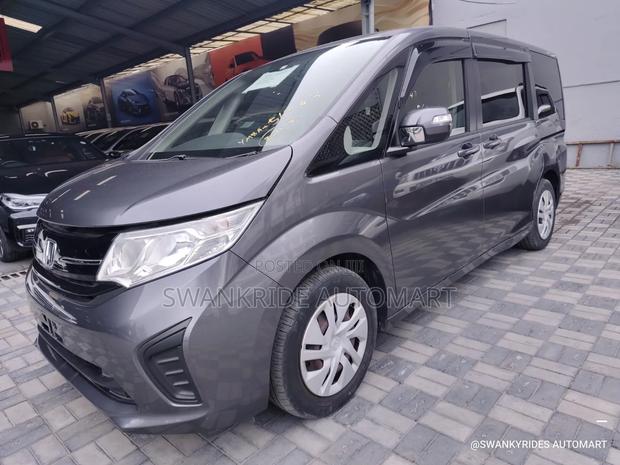 Honda Stepwgn 2019 Gray