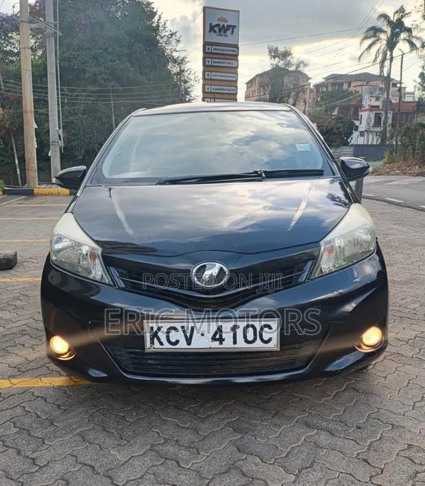 Toyota Vitz 2012 Black