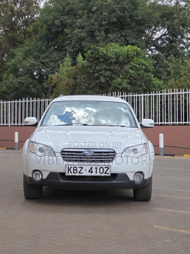 Subaru Outback 2008 White