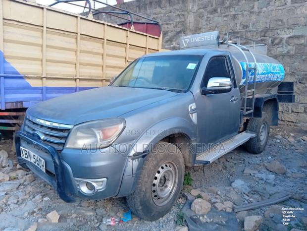Ford Ranger 2010 Gray
