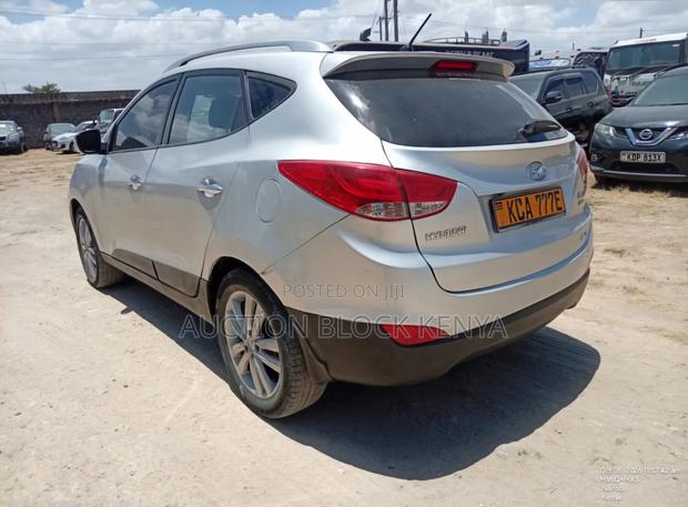 Hyundai Ix35 2012 Silver
