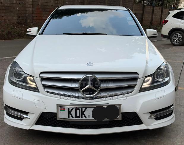 Mercedes-Benz C200 2014 White