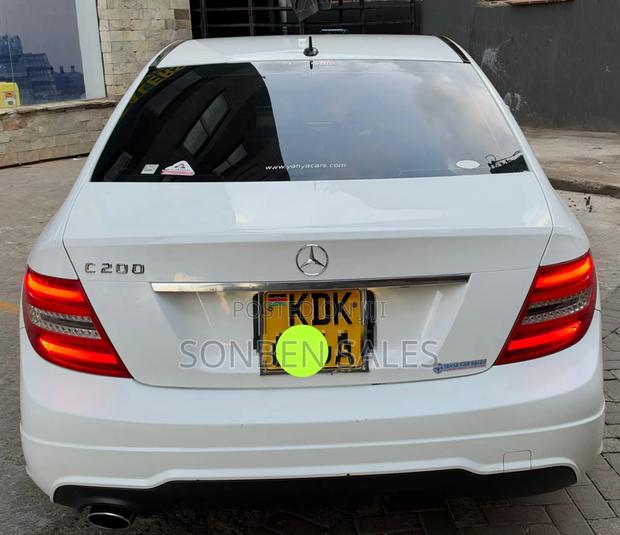 Mercedes-Benz C200 2014 White